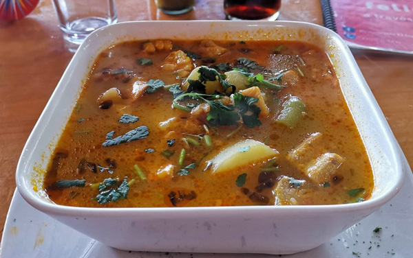 Sopa de Mondongo : Restaurante El Fogon de Meche