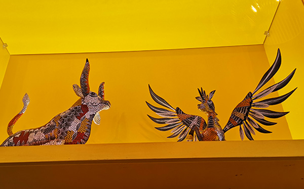 Toro-ave decoración - Restaurante Ajua